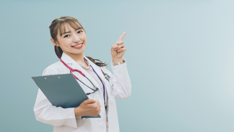 ライフスタイルに合わせた働き方を考える女性看護師のイメージ