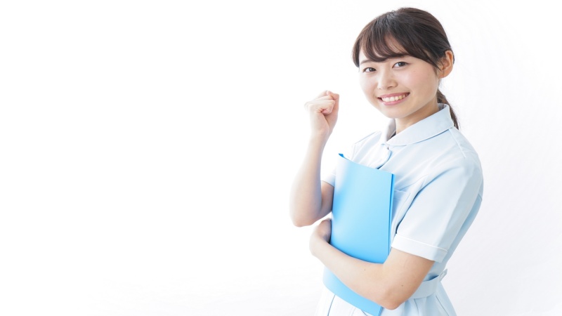 出産後も長く働ける職場を探す女性看護師のイメージ