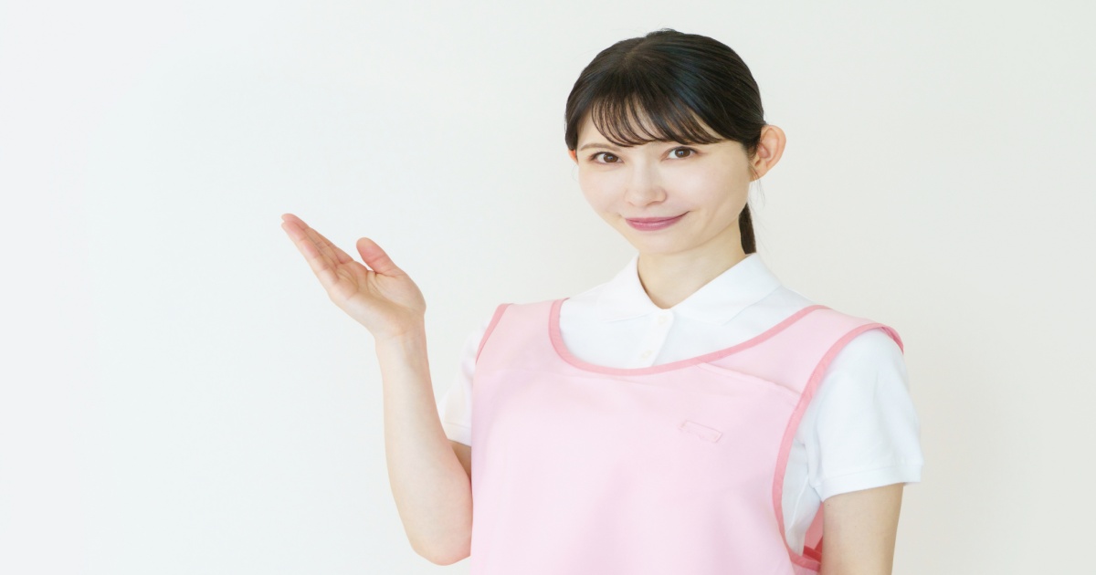苦手な先輩との人間関係に悩む女性看護師のイメージ